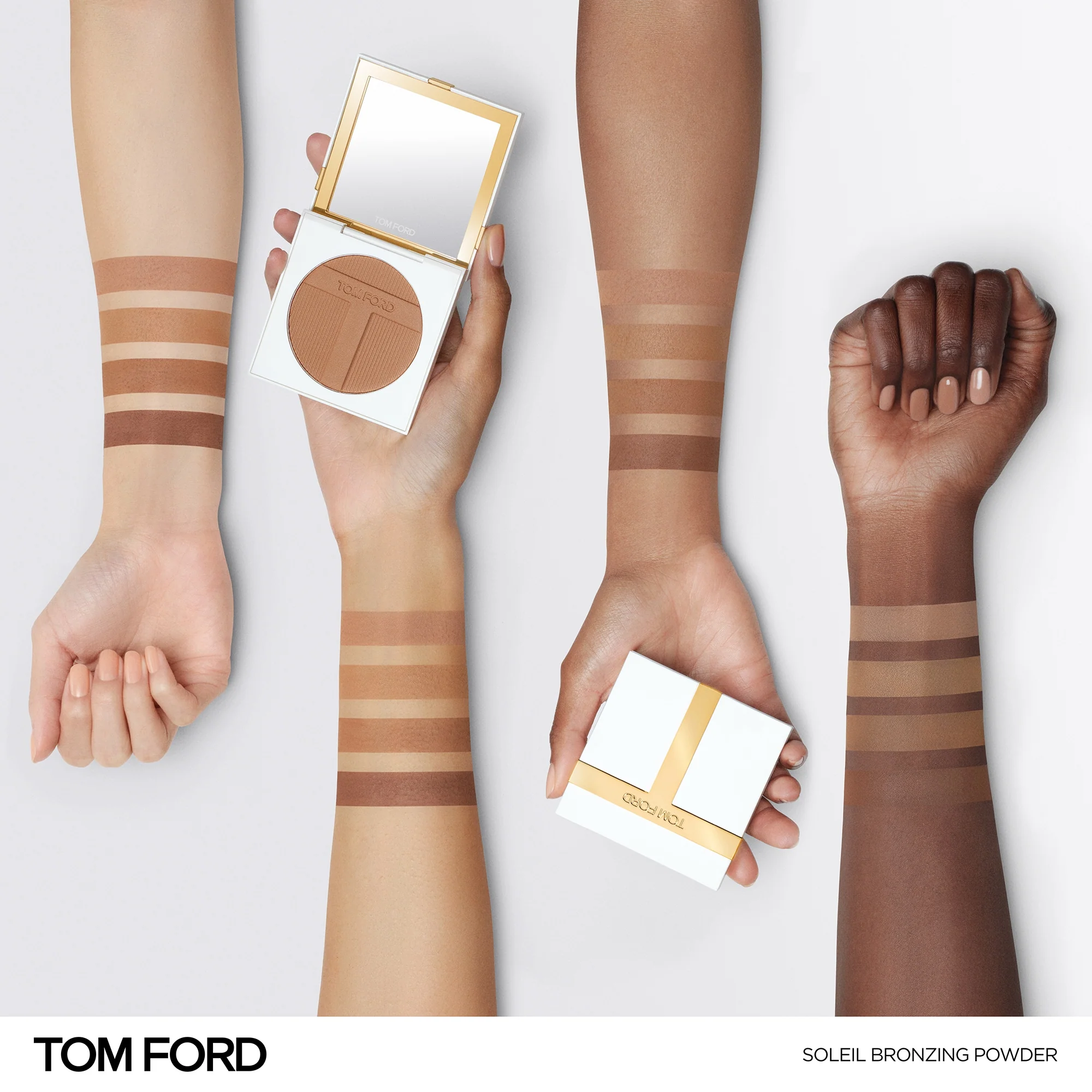 Soleil Bronzing Powder - Image 8